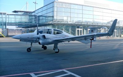 Charter aircraft Diamond EA42 New Generation through Bendix Air Charter