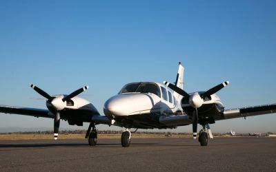 Charter aircraft Piper Seneca through Bendix Air Charter